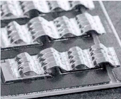 鋁帶鍵合實(shí)物圖